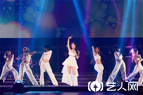 BoA出道20周年纪念演唱会“THE BoA  Musicality”图片 3